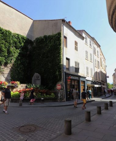 En centre ville de Brioude