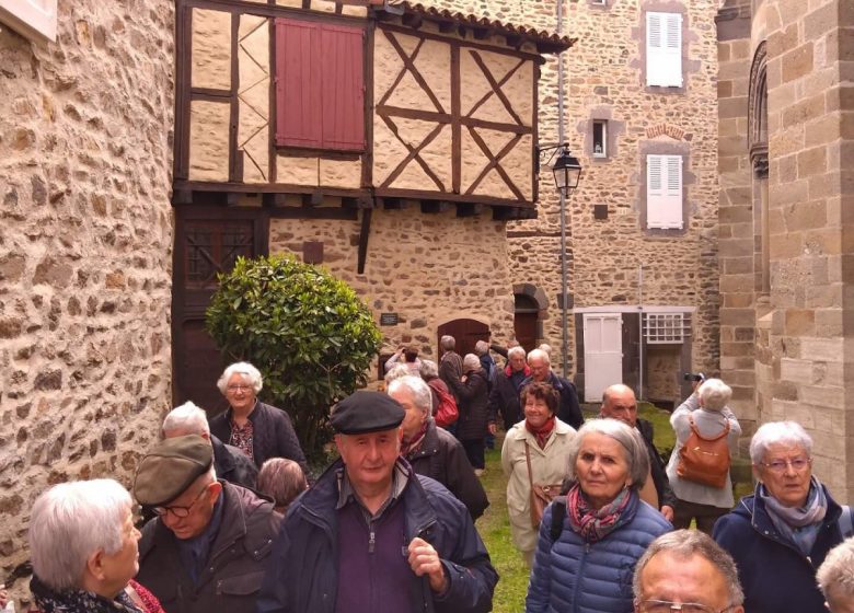 Visite de groupe -Blesle-