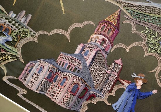 40 ans de dentelle aux fuseaux Un patrimoine altiligérien séculaire, un savoir-faire vivant.